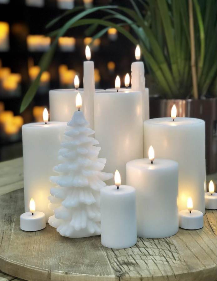 Vela gruesa LED Uyuni blanco Ø5 cm, 7,5 cm Uyuni Lighting