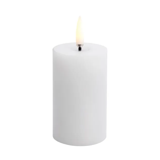 Vela gruesa Uyuni LED melted, Blanco, Ø5x7,5 cm Uyuni Lighting