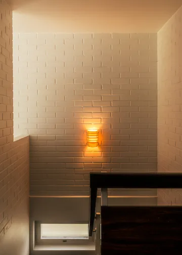 1004 Hans Wall Light - Pino aceitado y encerado mate, 16x24 cm - Vaarnii