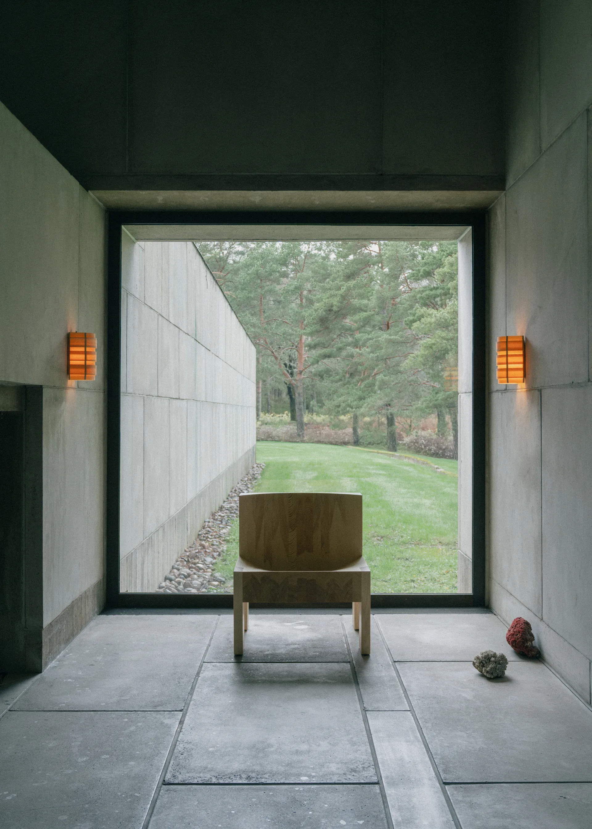 1004 Hans Wall Light, Pino aceitado y encerado mate, 16x24 cm Vaarnii