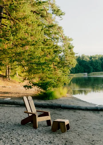 Reposapiés 015 Peace Outdoor Foot Stool - Pino termotratado - Vaarnii