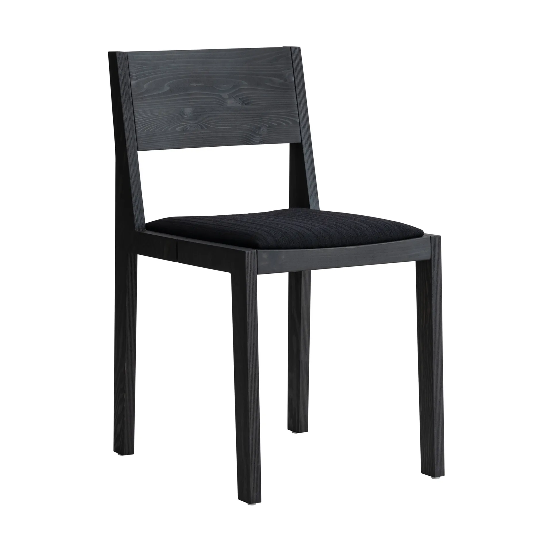 Silla 016 Maasto Dining Chair, Pino con tinte negro, asiento tapizado en negro Vaarnii