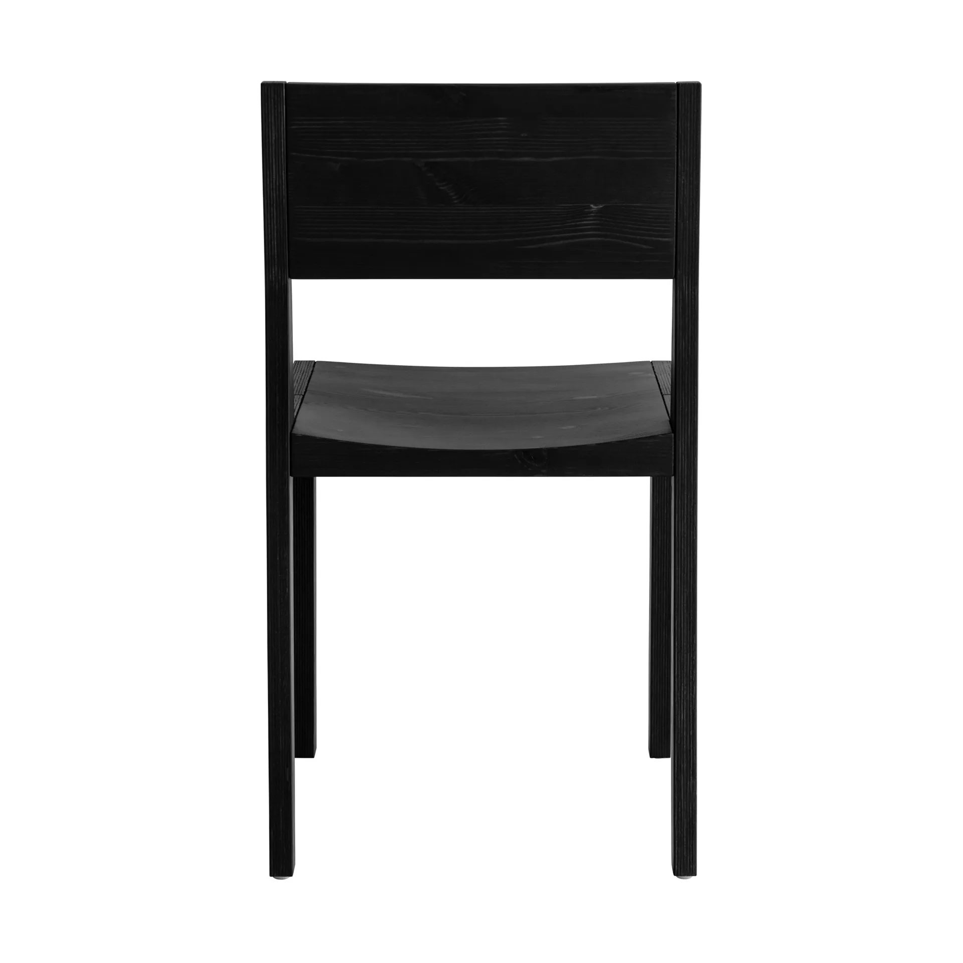 Silla 016 Maasto Dining Chair, Pino tintado en negro Vaarnii