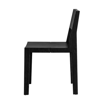 Silla 016 Maasto Dining Chair - Pino tintado en negro - Vaarnii