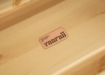 Taburete 002 Ast Stool - Pino aceitado y encerado mate, 55x26x45 cm - Vaarnii