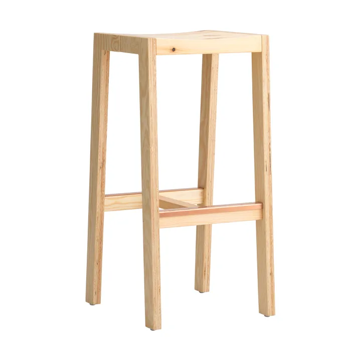 Taburete 016 Maasto Bar Stool - Pino aceitado y encerado mate, 75 cm - Vaarnii