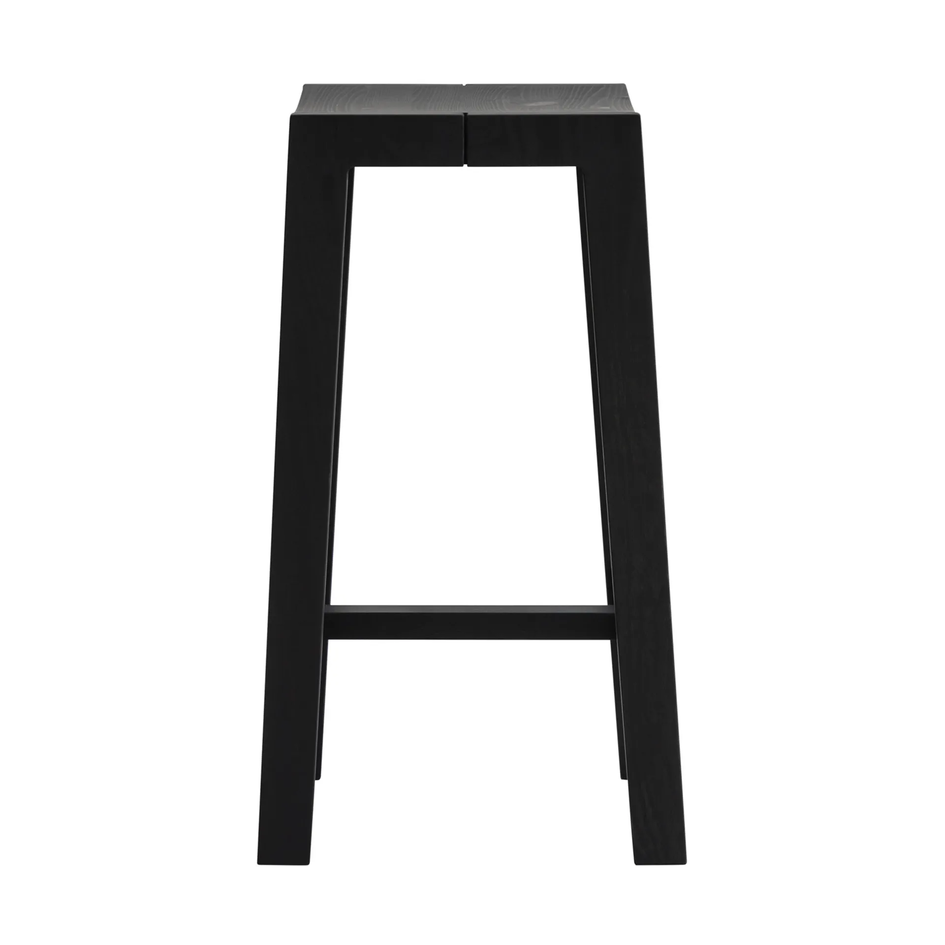 Taburete 016 Maasto Bar Stool, Pino con tinte negro, 65 cm Vaarnii