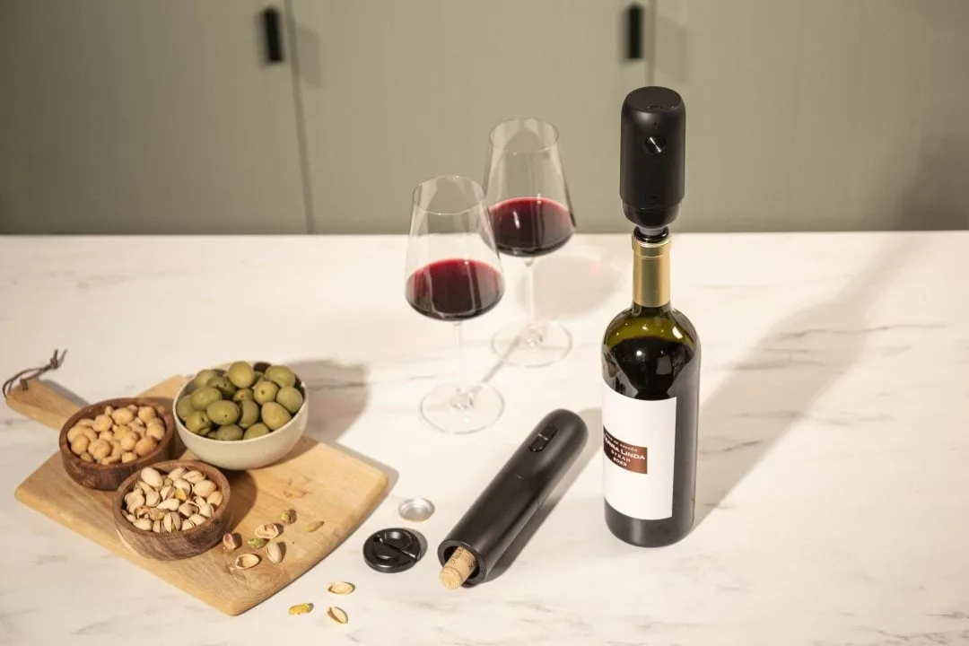 Bomba de vacío eléctrica para vino Vacuvin Wine Saver, Negro Vacuvin
