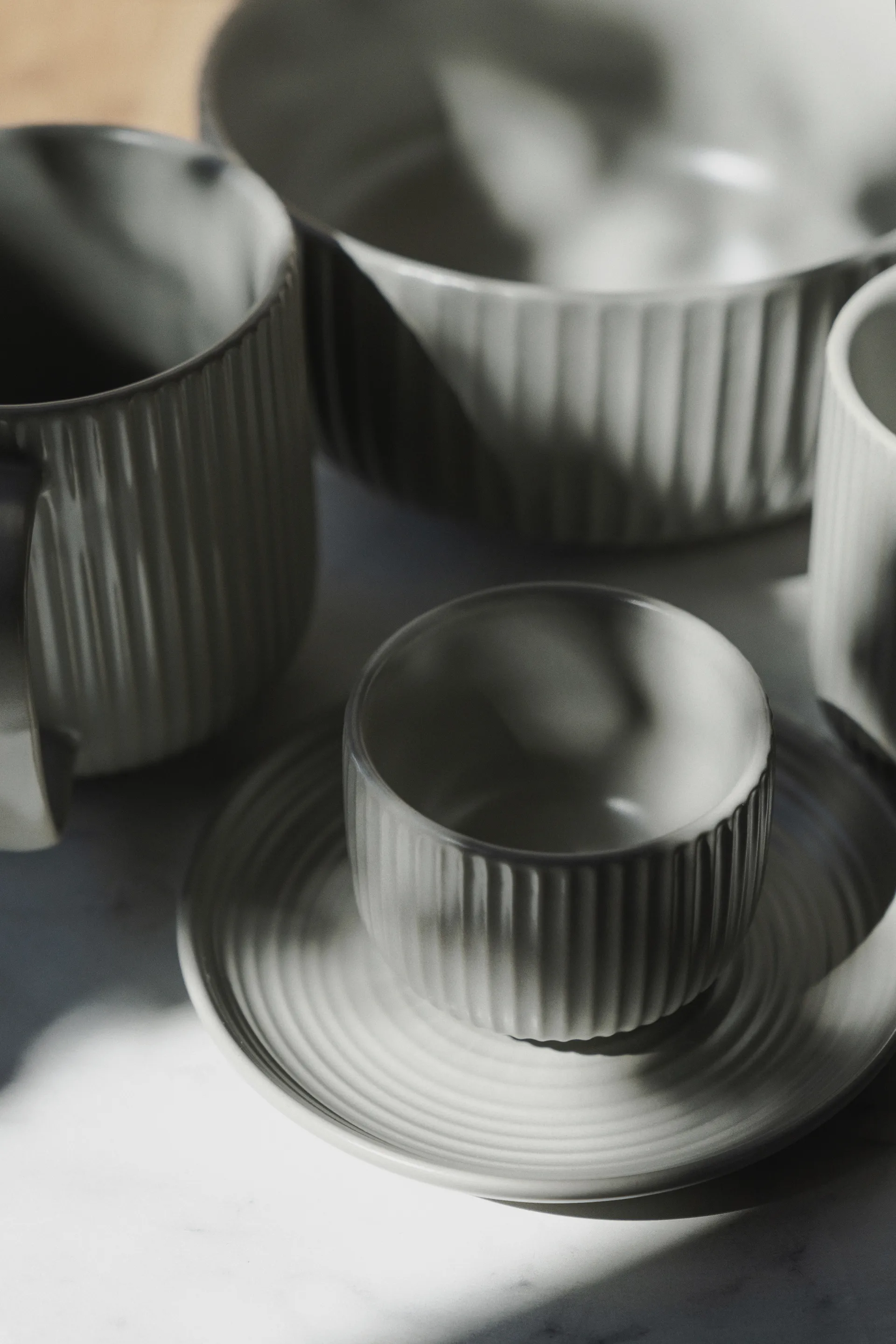 4 Tazas para café espresso con plato Duga, Blanco, gris arena, antracito, negro Vargen & Thor