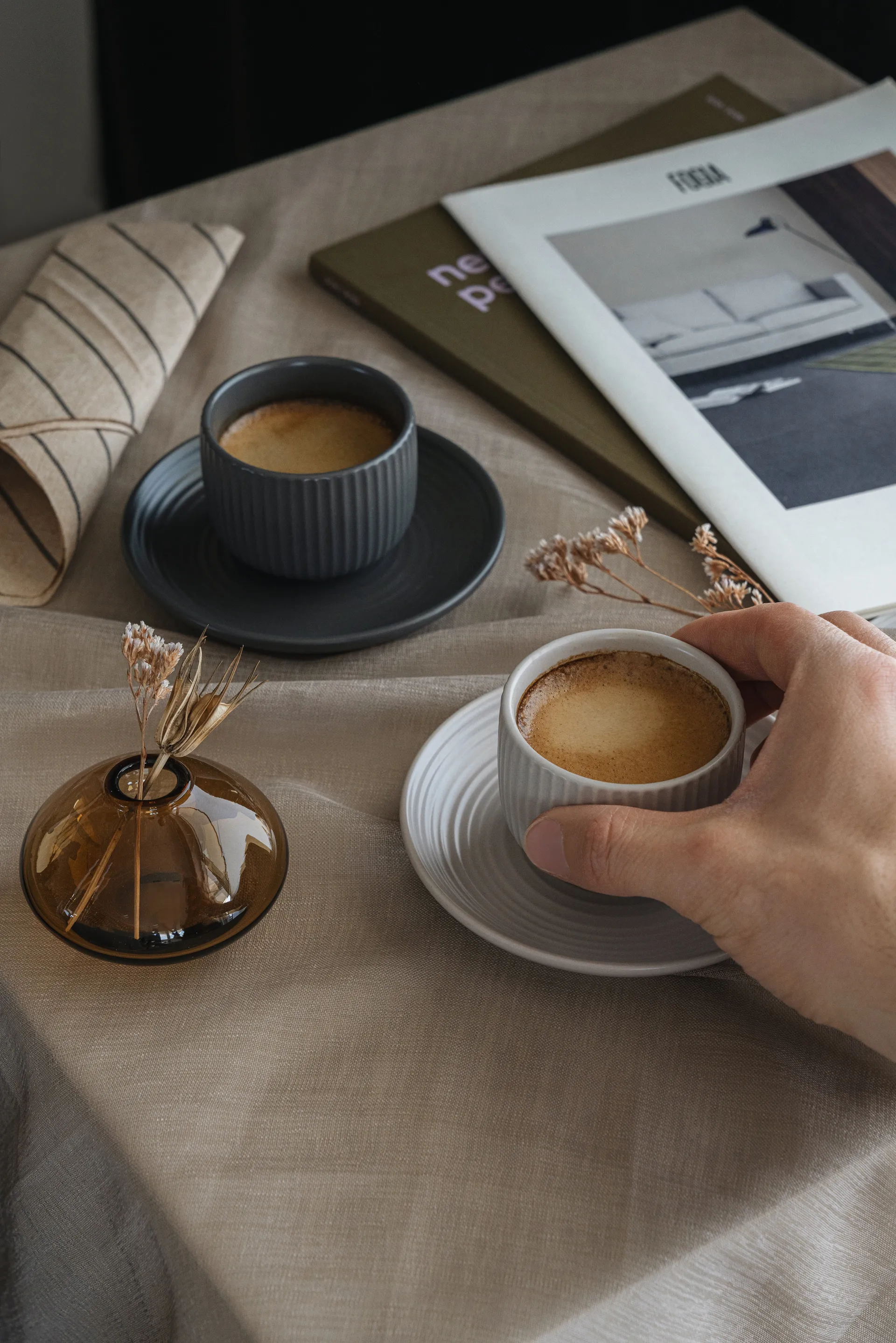 4 Tazas para café espresso con plato Duga, Blanco, gris arena, antracito, negro Vargen & Thor