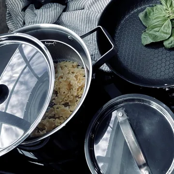 Cesta para pasta Bas - Plateado, Ø21 cm - Vargen & Thor