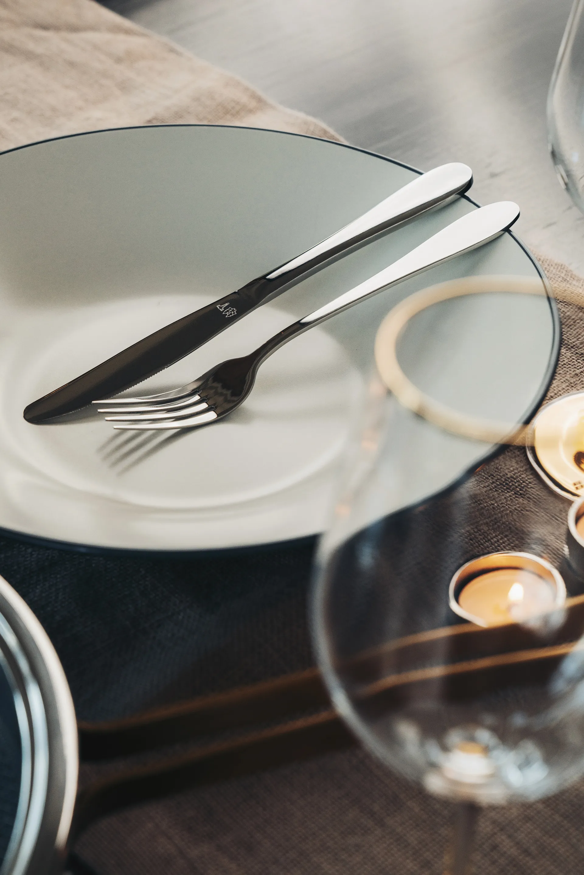 Cubertería Nord 16 piezas, Plata pulida Vargen & Thor