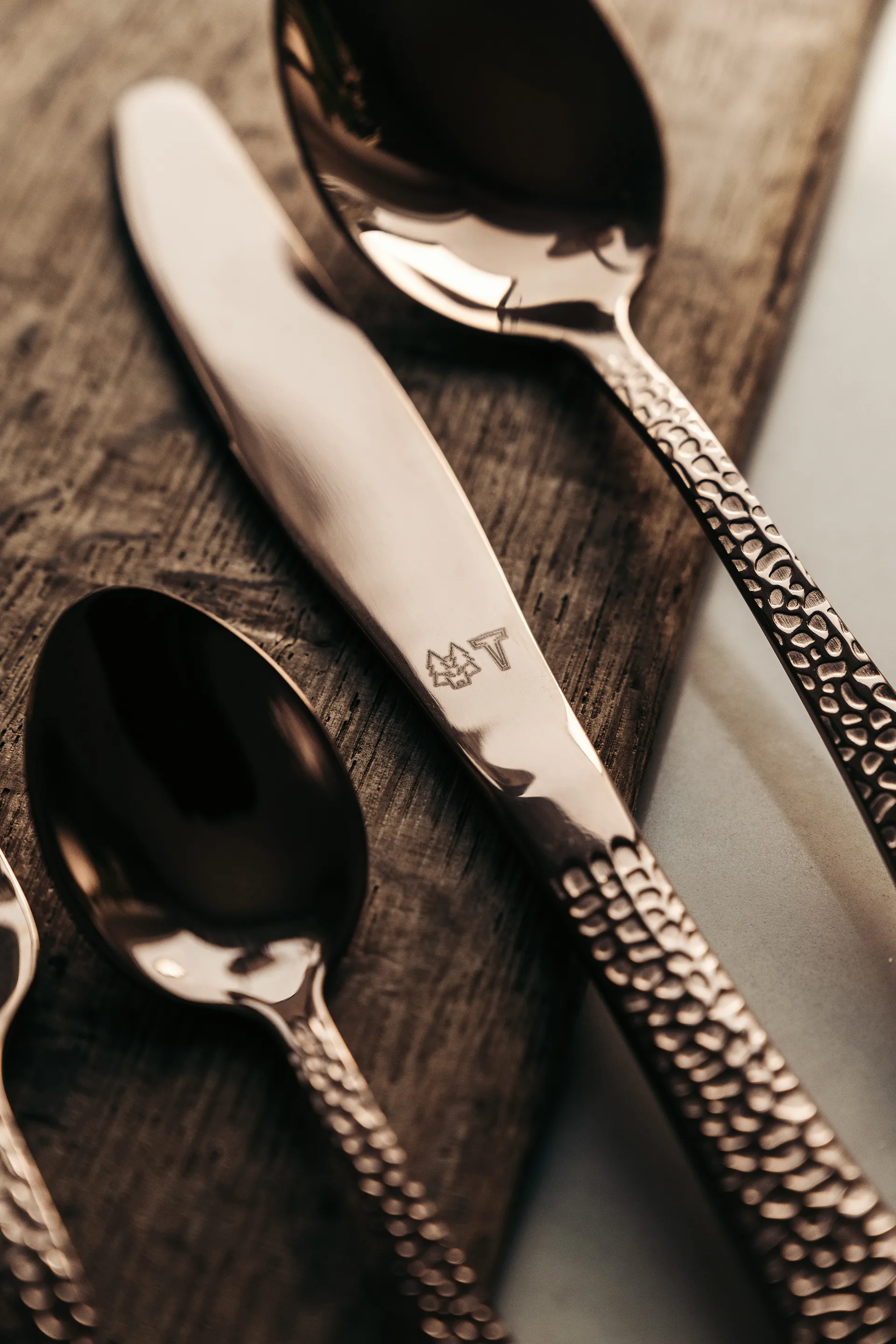 Cubertería Vargen & Thor 16 piezas, Fenix, cobre Vargen & Thor