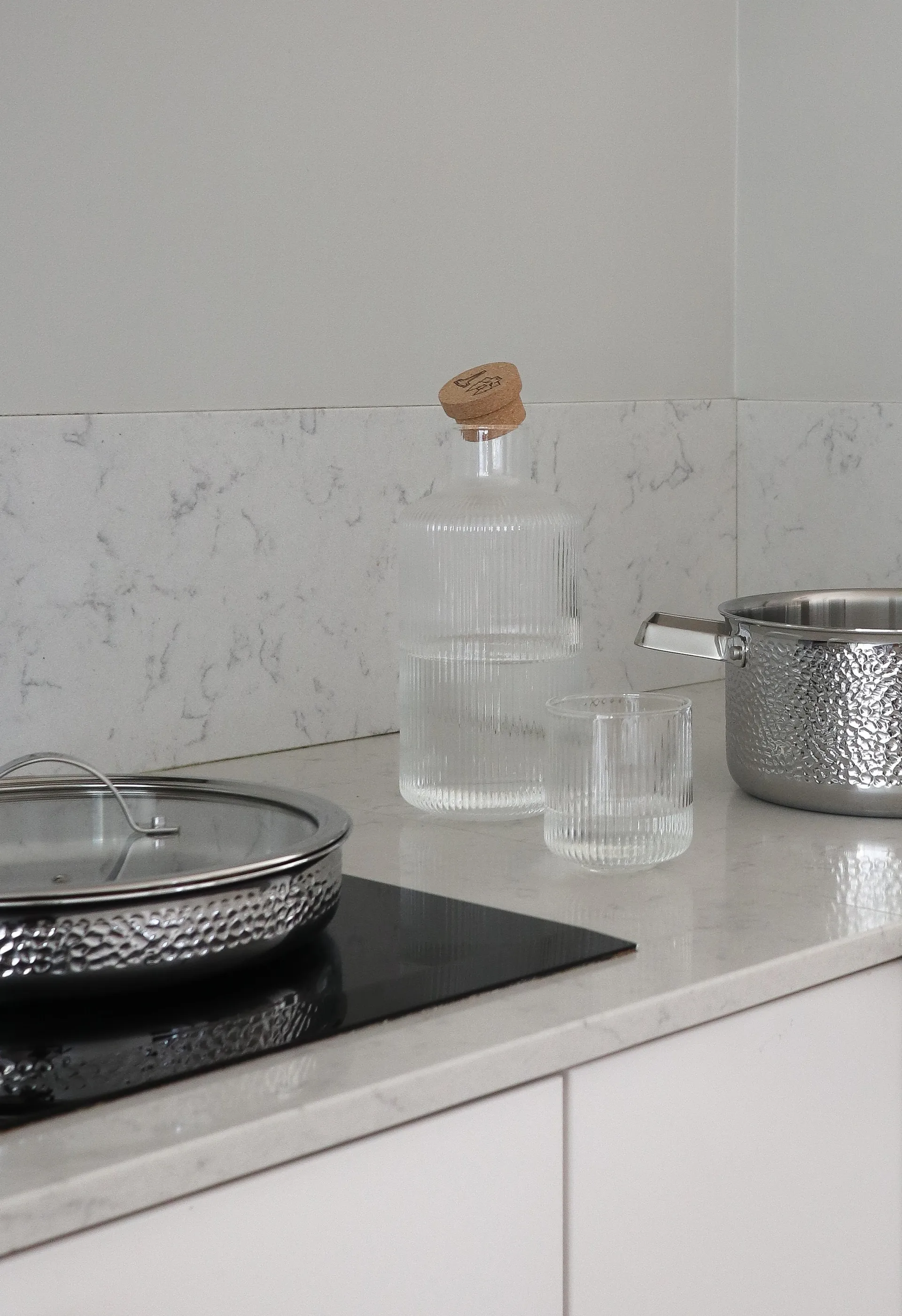 Jarra YKON 1,5 L, Transparent Vargen & Thor