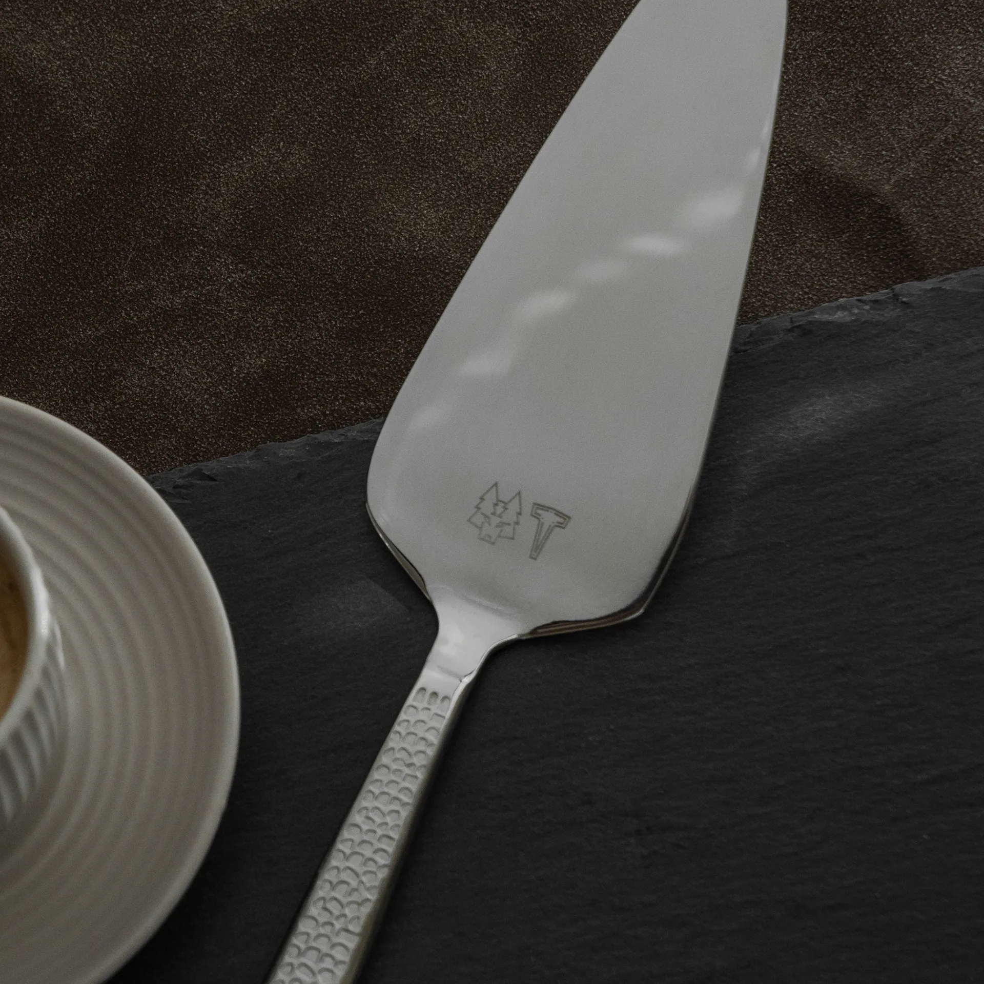 Pala para tartas Frost, Gråfot Vargen & Thor