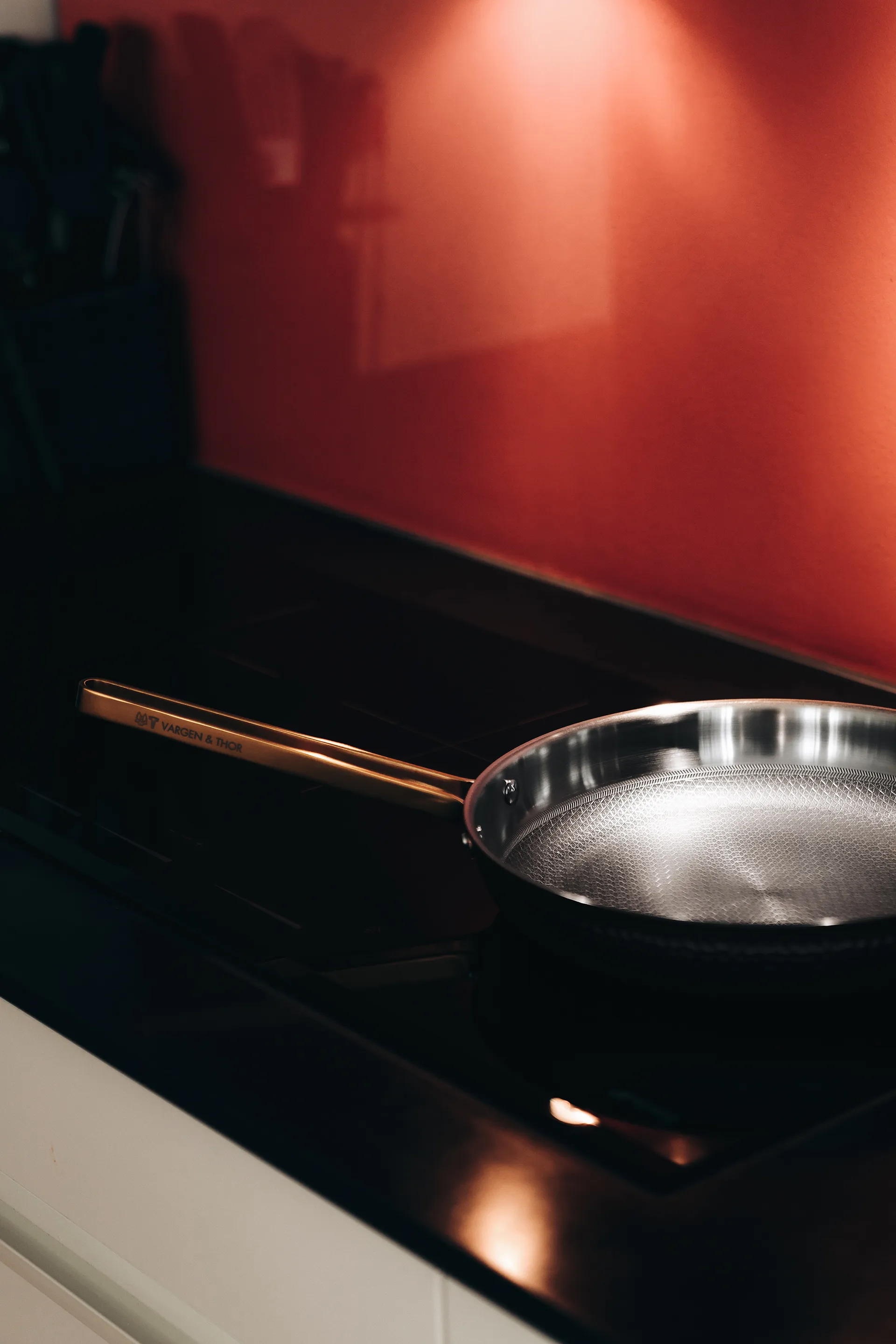 Sartén Arvet hamrad negro, Modelo Xb, Ø28 cm Vargen & Thor