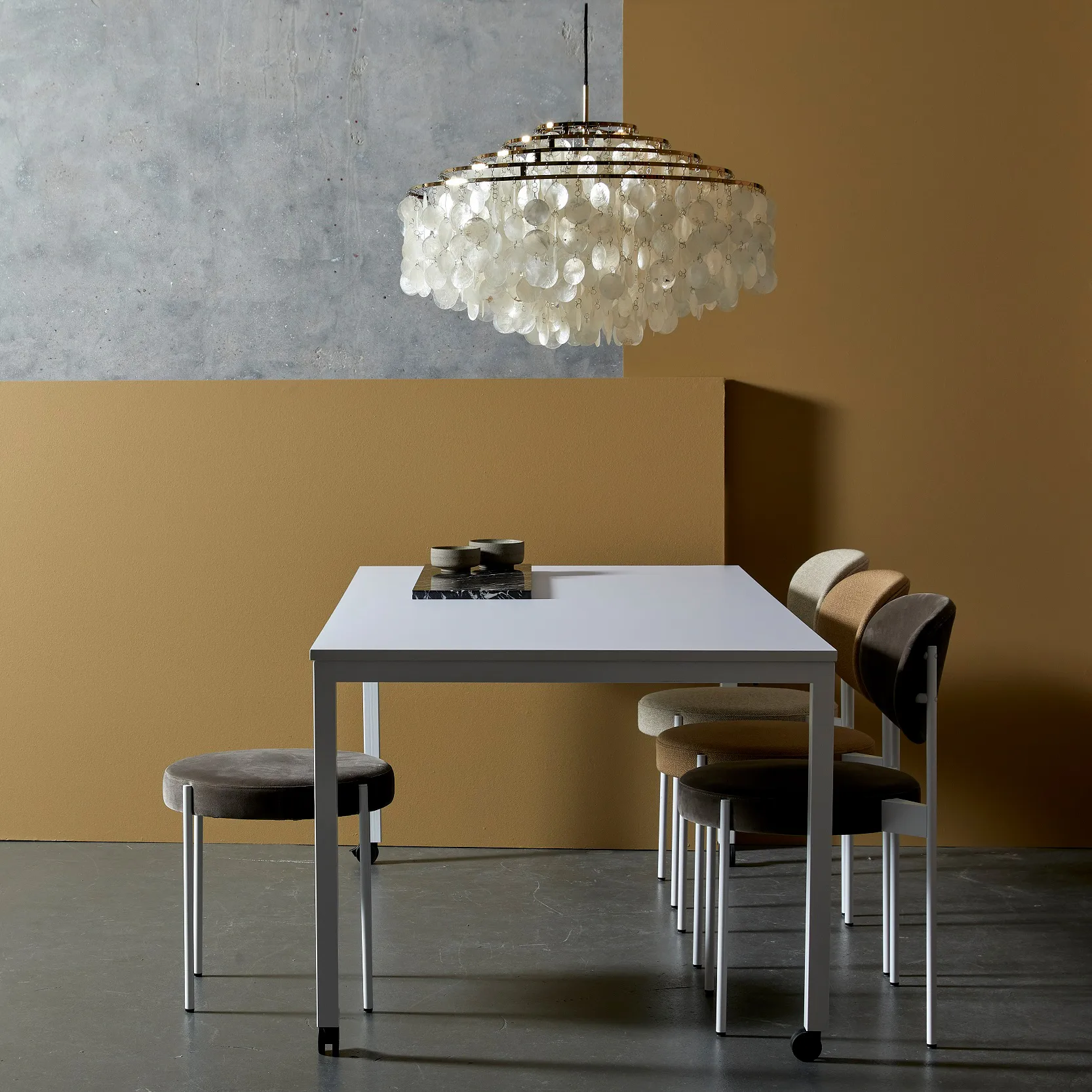 Lámpara de techo FUN 11DM, latón Verpan