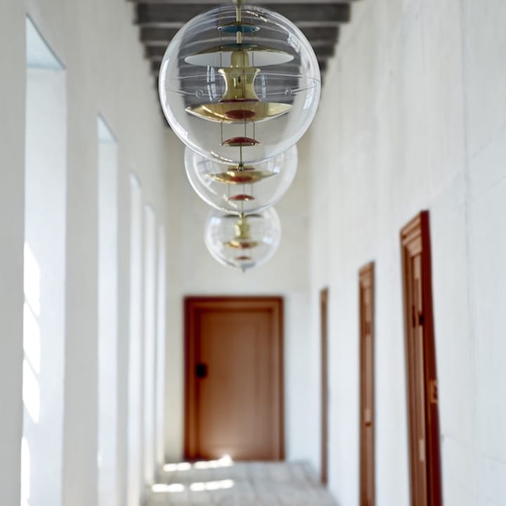 Lámpara de techo VP Globe Brass, Ø40 cm Verpan