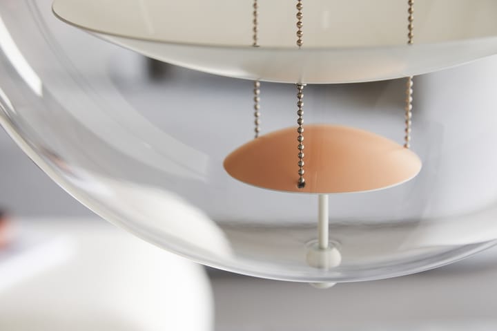 Lámpara de techo VP Globe Warm Peach, Ø40 cm Verpan