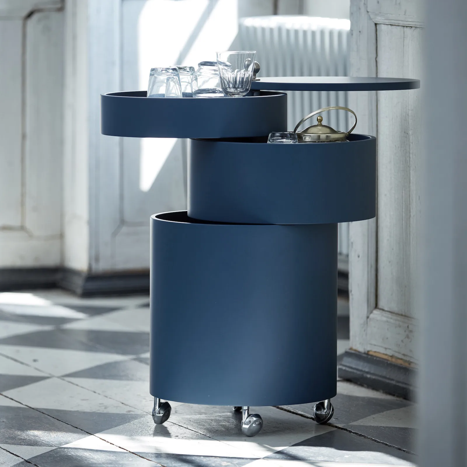 Mesa con ruedas Barboy, Azul Verpan