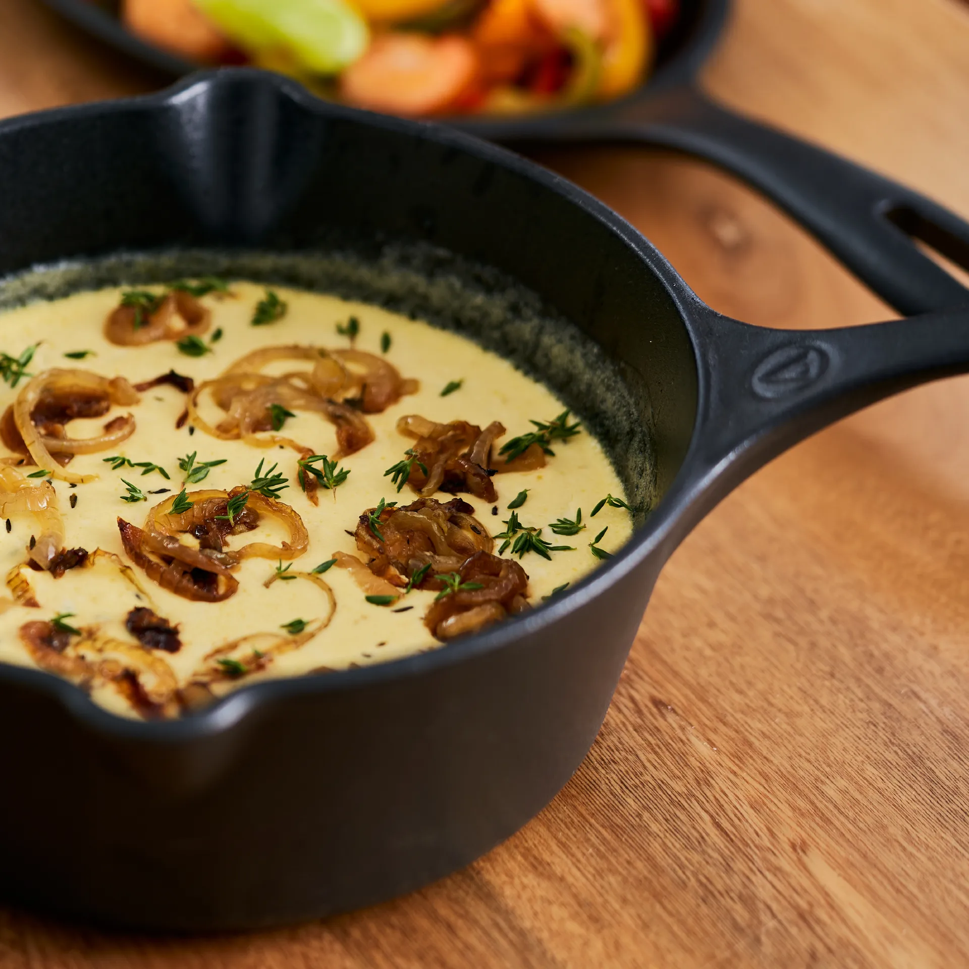 Cazuela de hierro fundido Ø22 cm, Negro mate Victoria