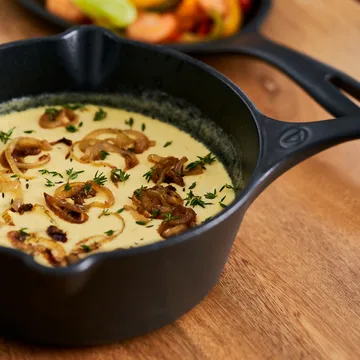 Cazuela de hierro fundido Ø22 cm - Negro mate - Victoria