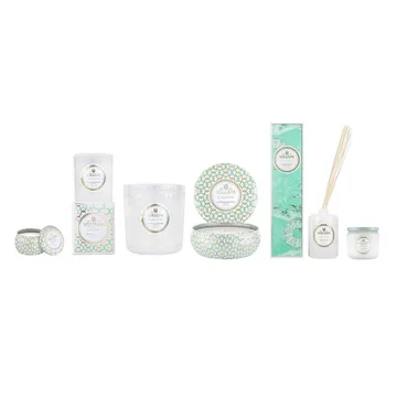 Vela perfumada Maison Blanc 3-wick Tin 40 horas - Laguna - Voluspa