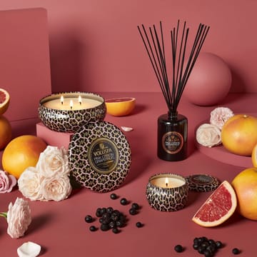 Vela perfumada Maison Noir Mini Tin 25 horas - Pink Citron Grapefruit - Voluspa