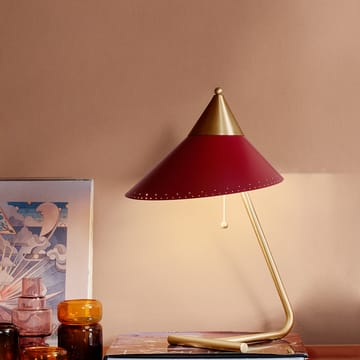 Lámpara de mesa Brass Top - Rusty red, base de latón - Warm Nordic