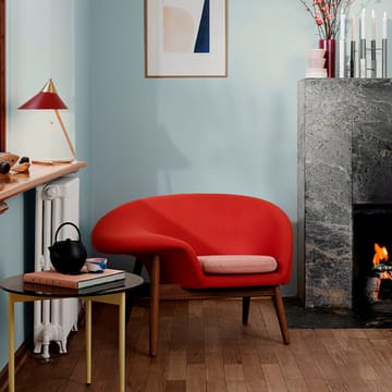 Sillón Fried Egg - Tela tela 424 dark ochre, patas de teca aceitadas - Warm Nordic