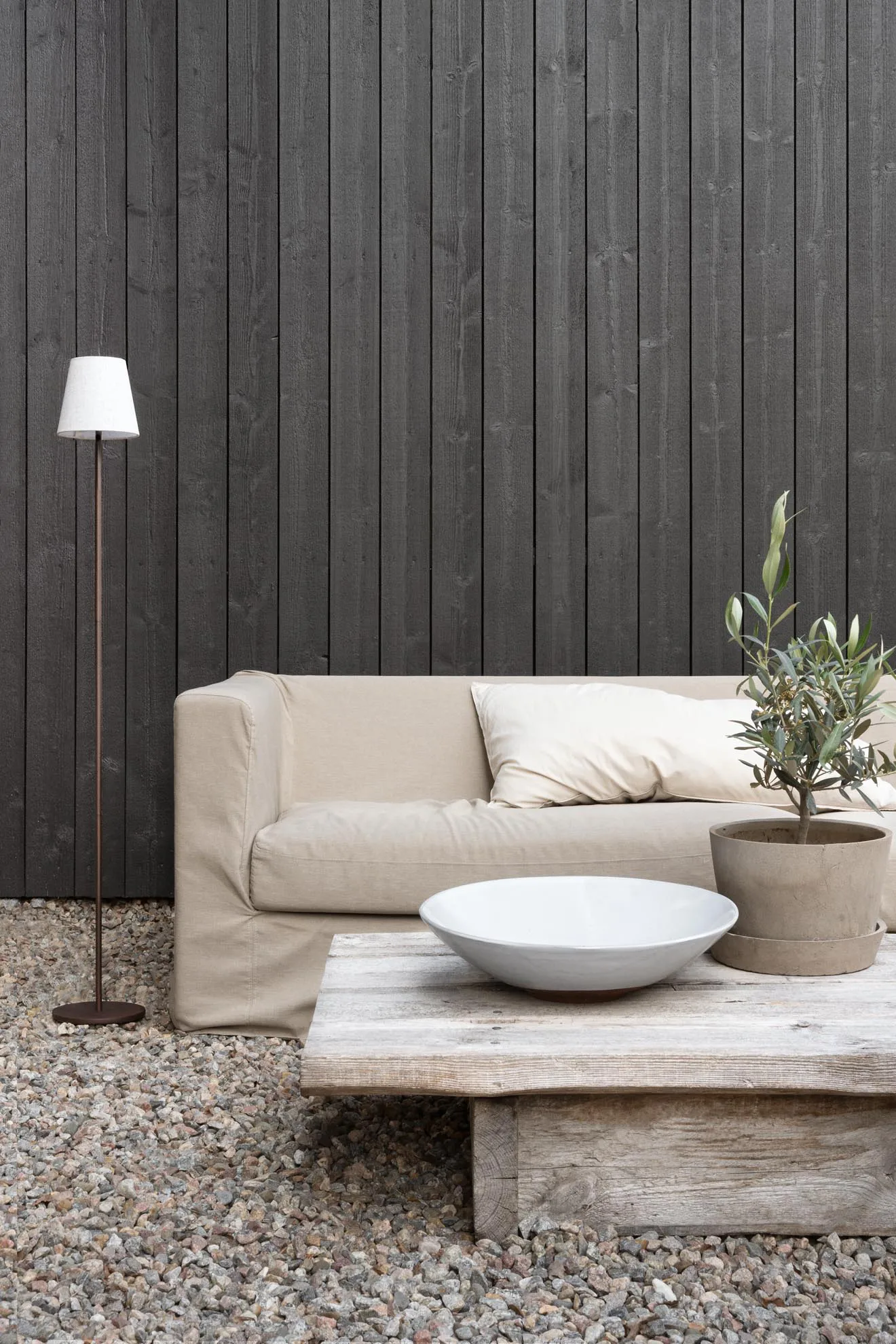 Lámpara de pie portátil Tyra Ø14 cm, Coffee Watt & Veke