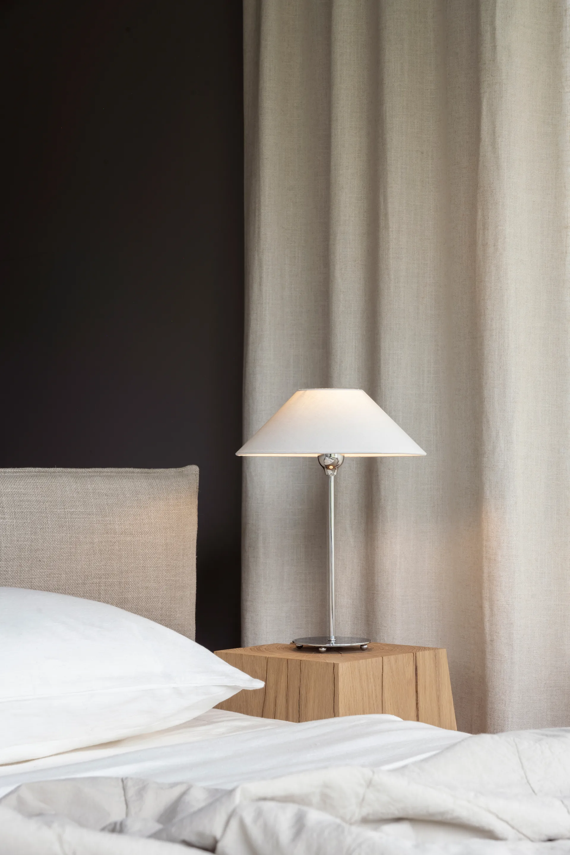 Pie de lámpara de mesa Line 35, Silver Watt & Veke