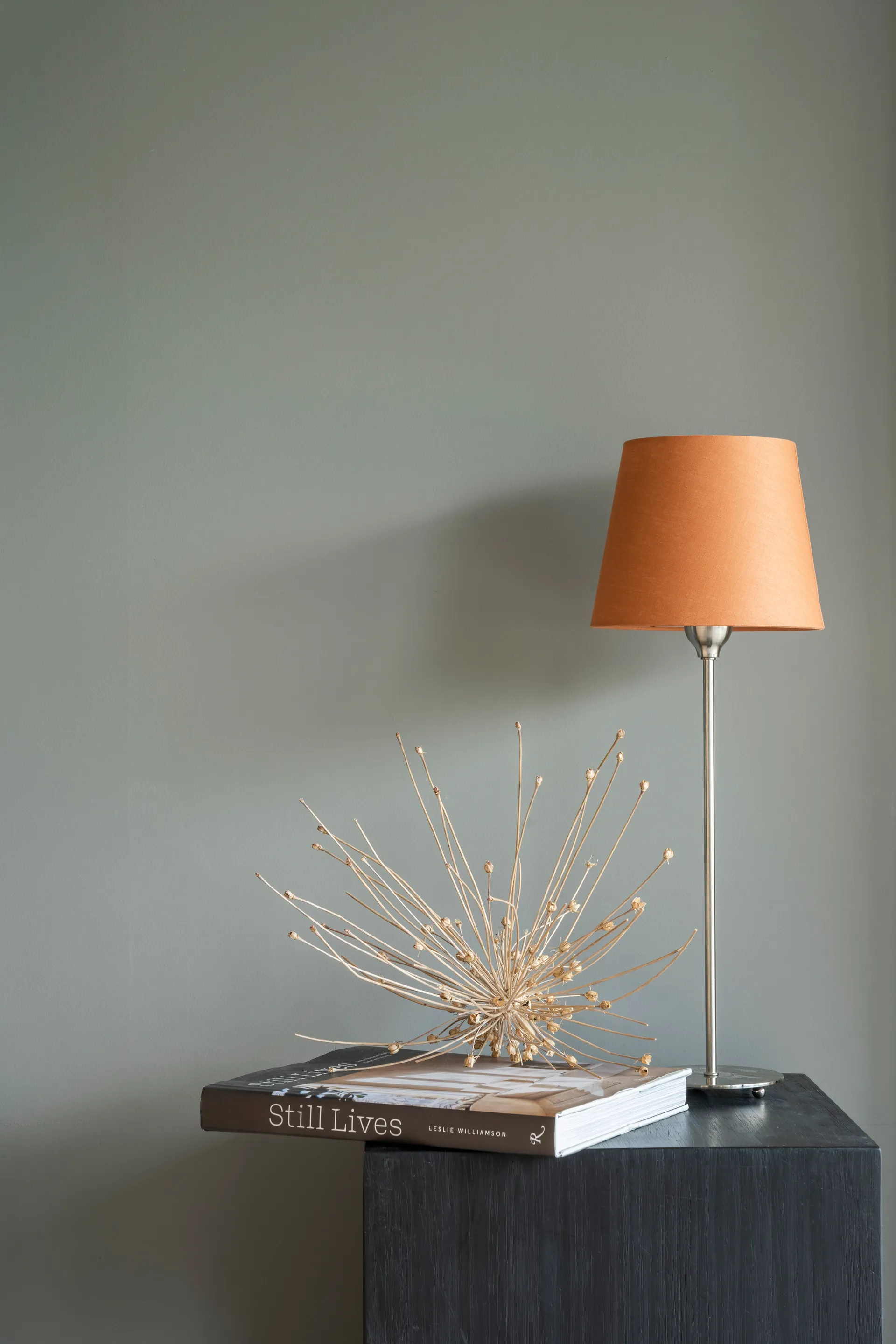 Pie de lámpara de mesa Line 45, Matt chrome Watt & Veke