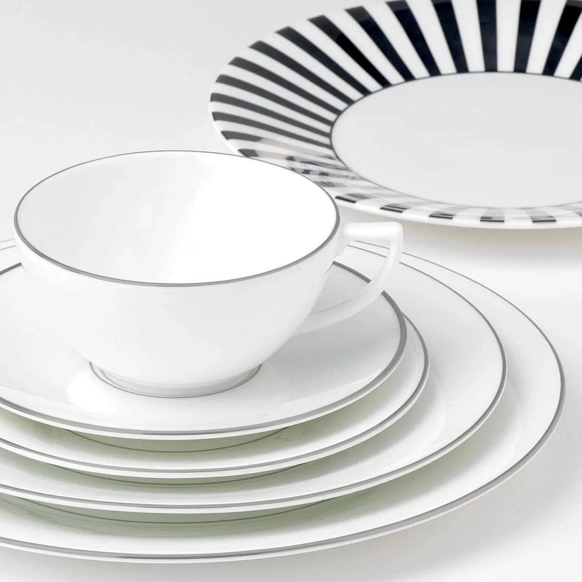 Plato Platinum blanco, Ø 18 cm Wedgwood
