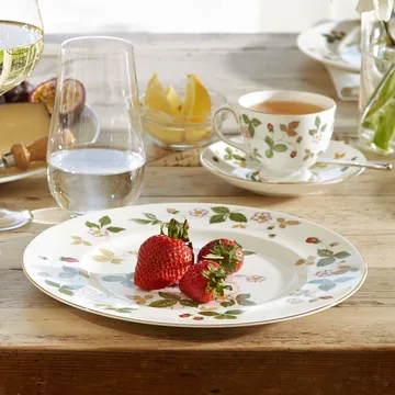 Taza de té Wild Strawberry Peony - 15 cl - Wedgwood