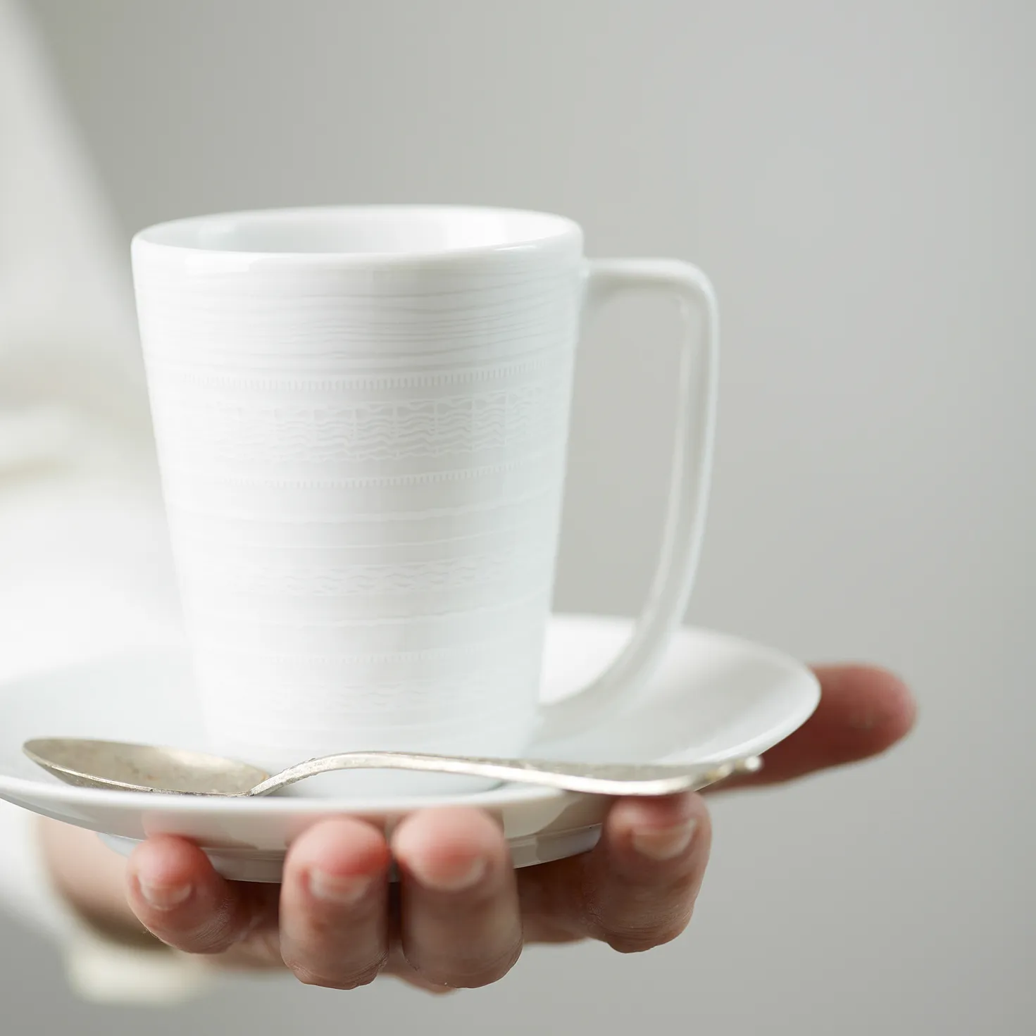 Taza y plato Whitewood, 20 cl Wik & Walsøe