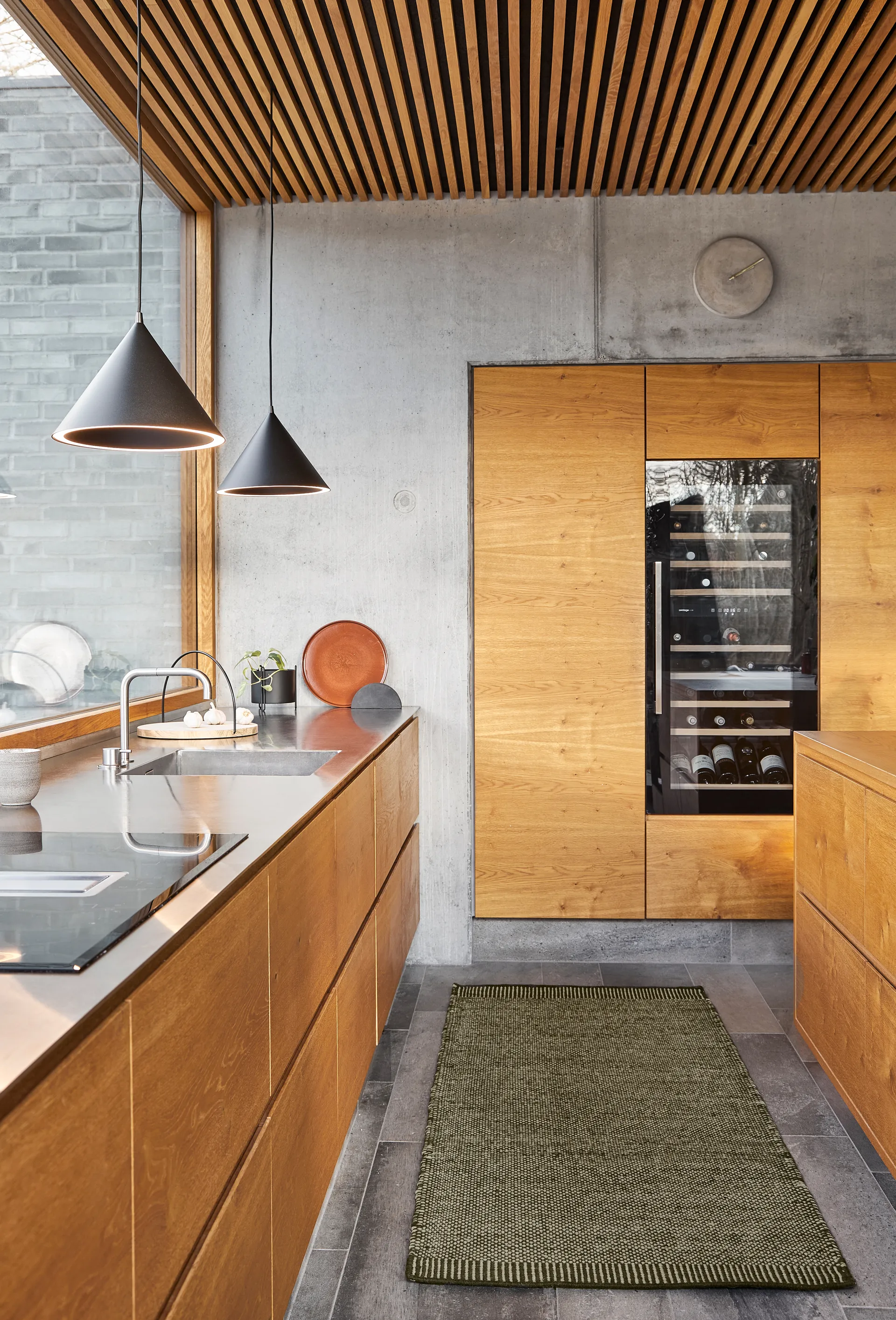 Lámpara colgante Annular small, Black Woud