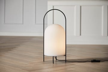 Lámpara de pie Ghost - negro-vidrio opal blanco - Woud