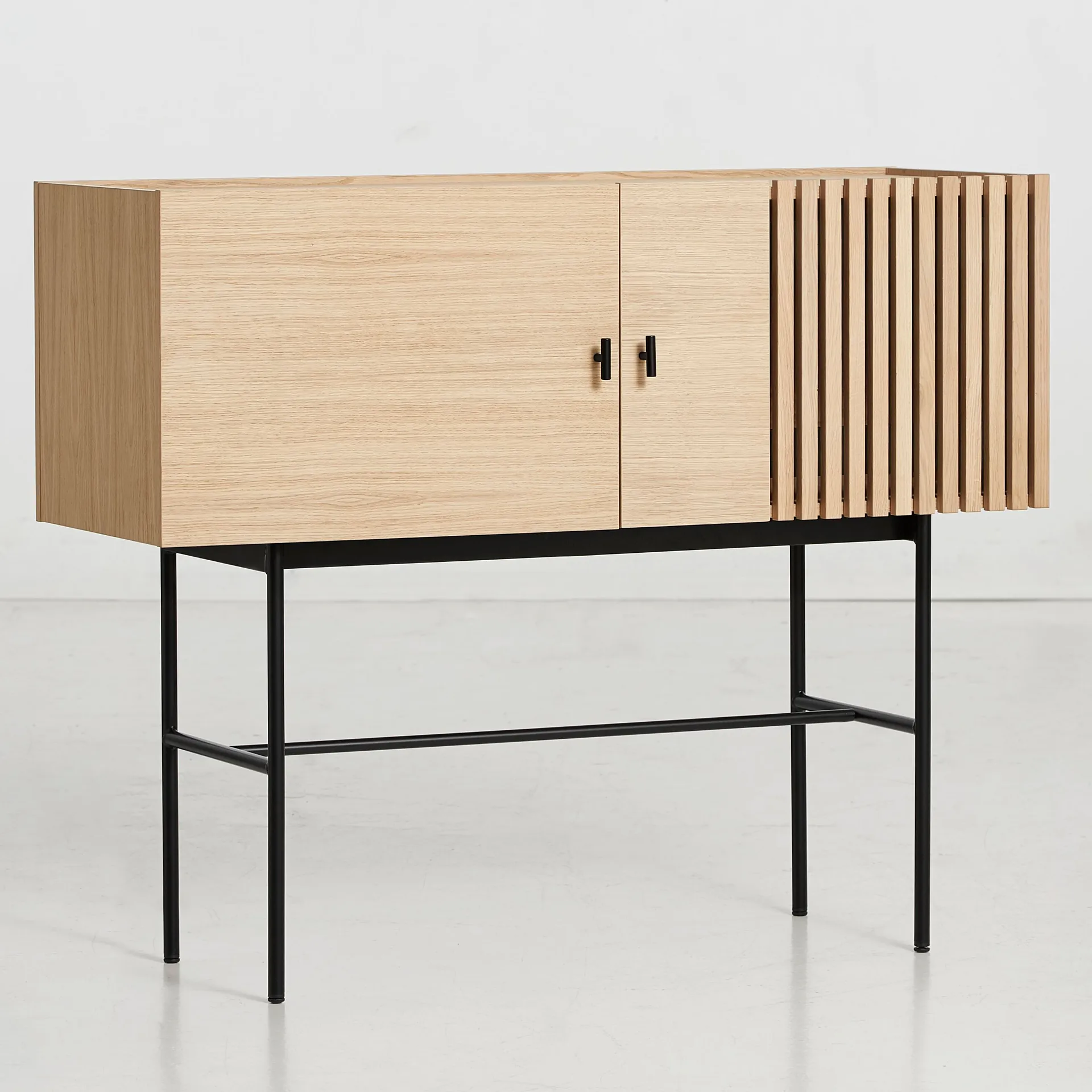 Mesa auxiliar Array, 120 cm, Roble pigmentado blanco Woud