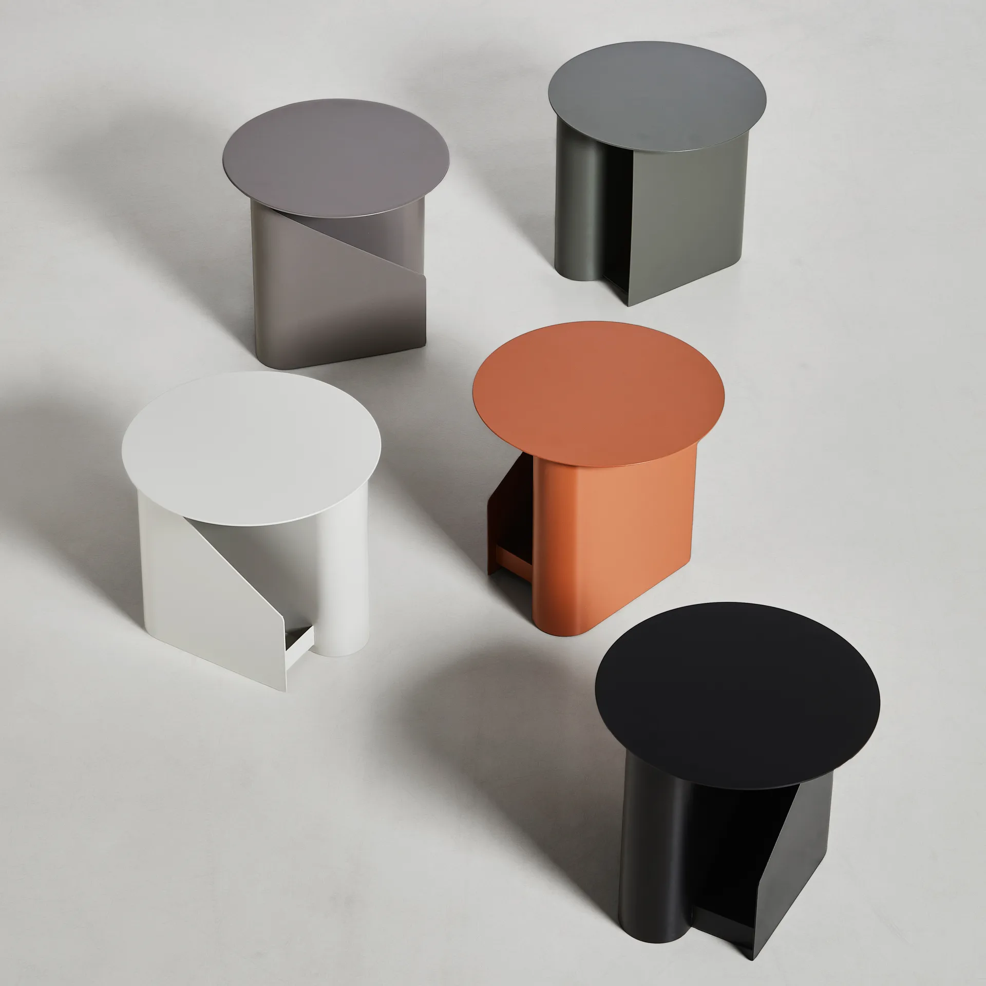 Mesa auxiliar Sentrum, Burnt orange Woud