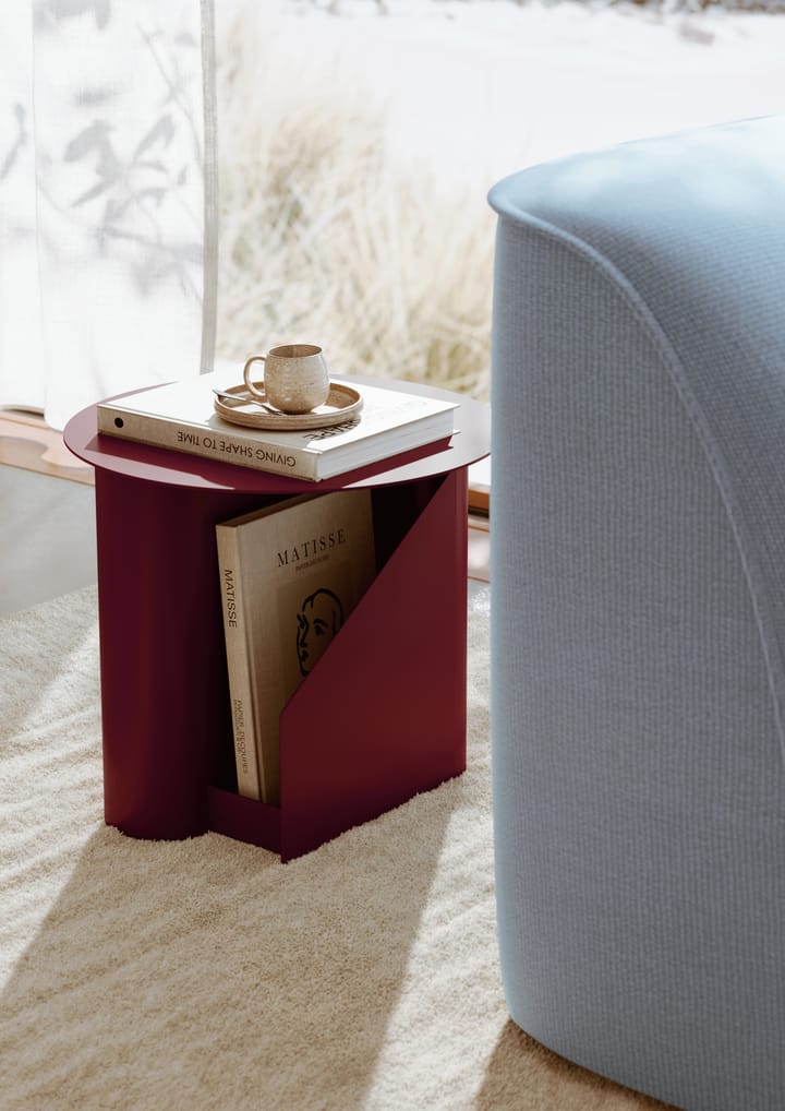 Mesa auxiliar Sentrum, Deep red Woud