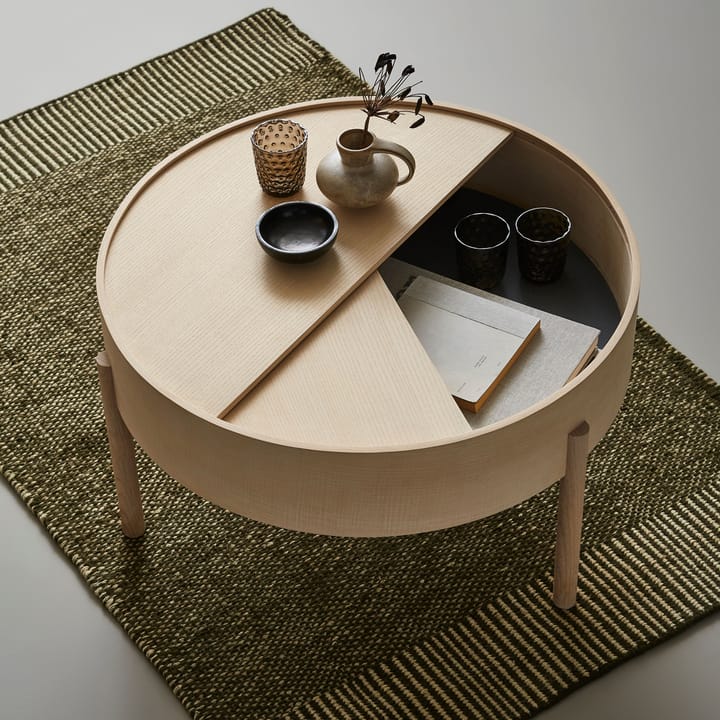 Mesa de centro Arc Ø66 cm, ceniza pigmentada de blanco Woud