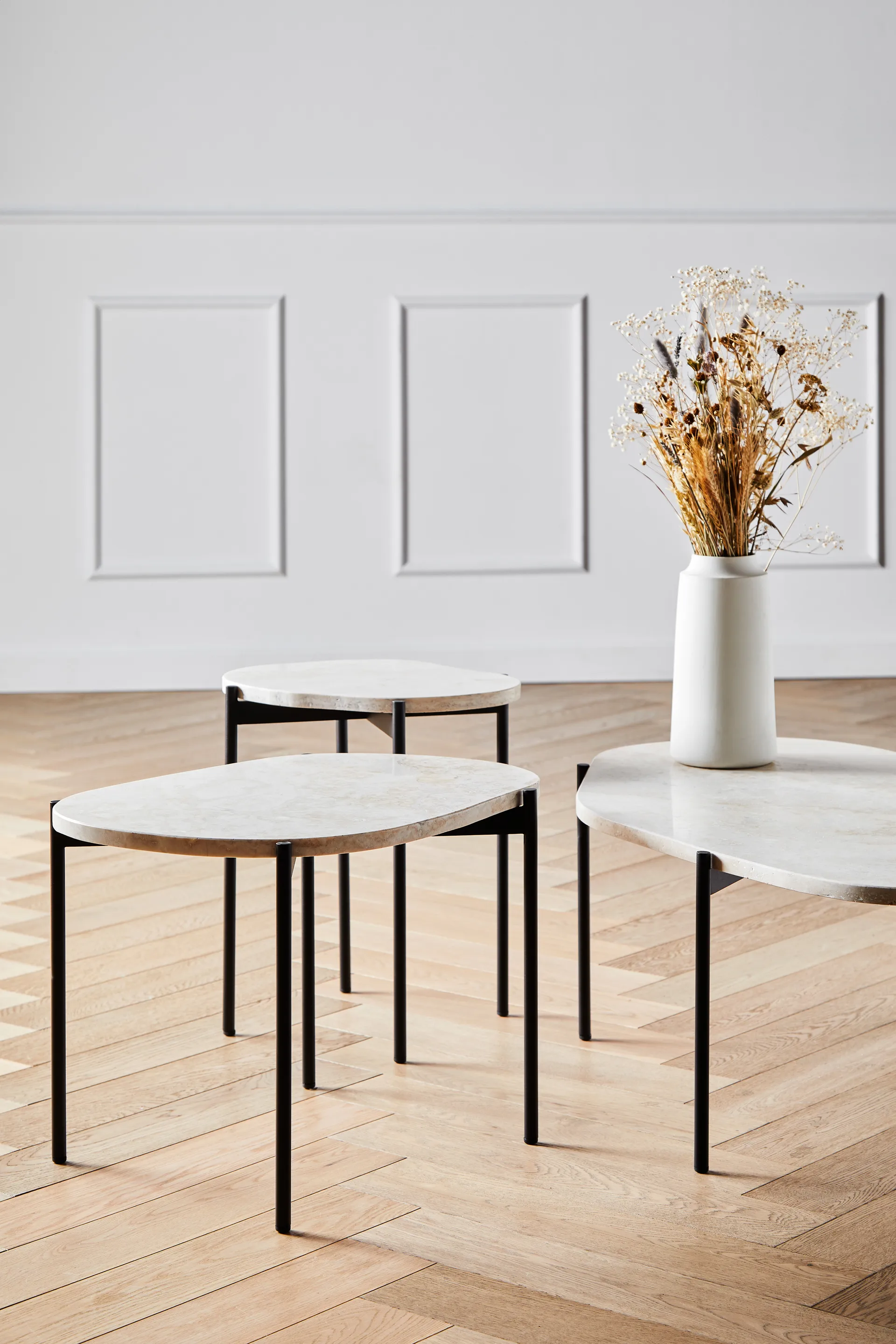 Mesa La Terra occasional, large, Ivory Woud