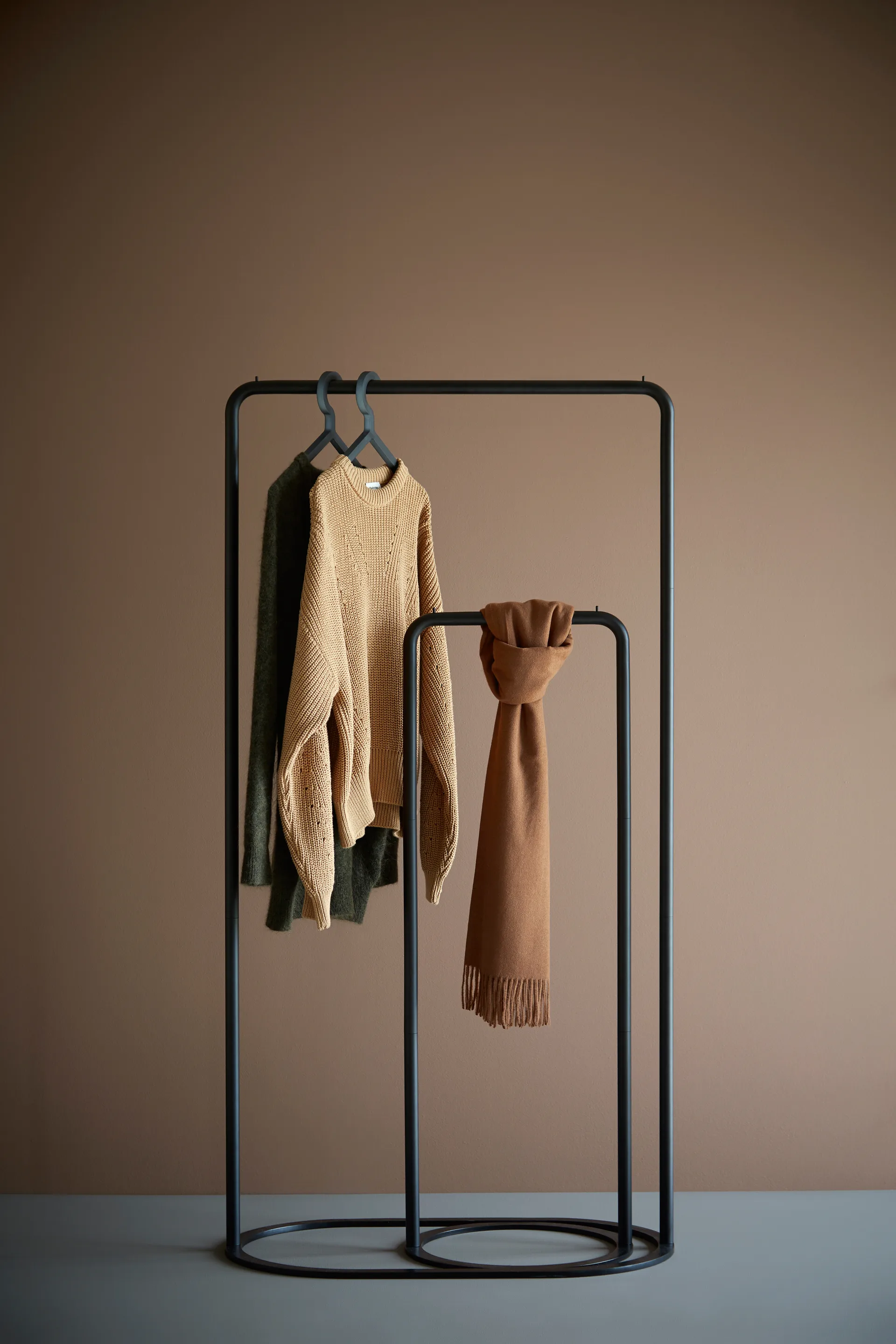 Perchero O&O, Grande Woud