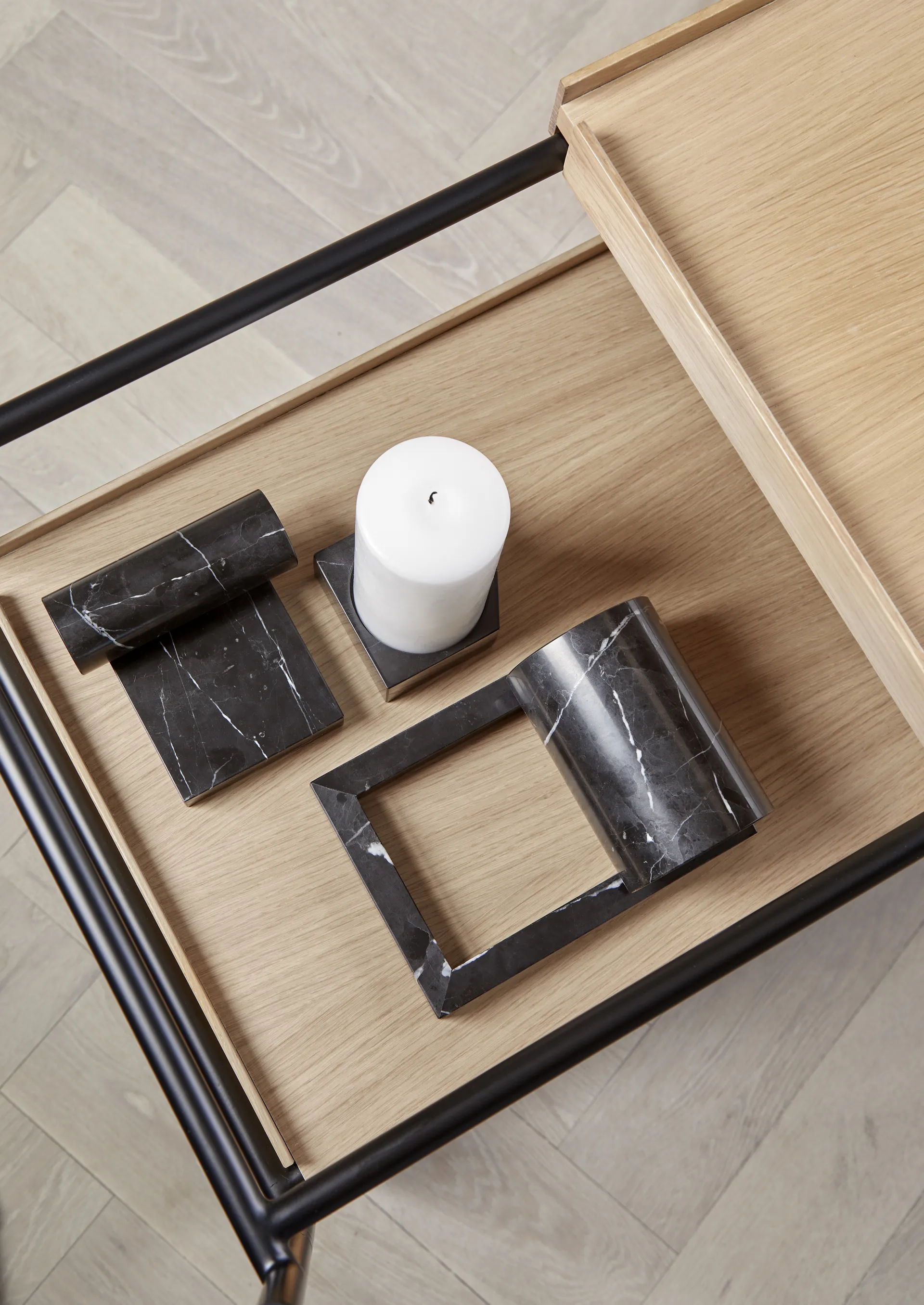 Sujetalibros Booknd mármol, Negro Woud