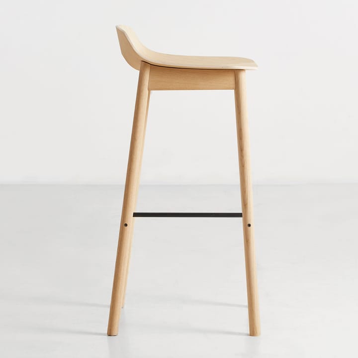 Taburete de bar Mono, roble barnizado Woud