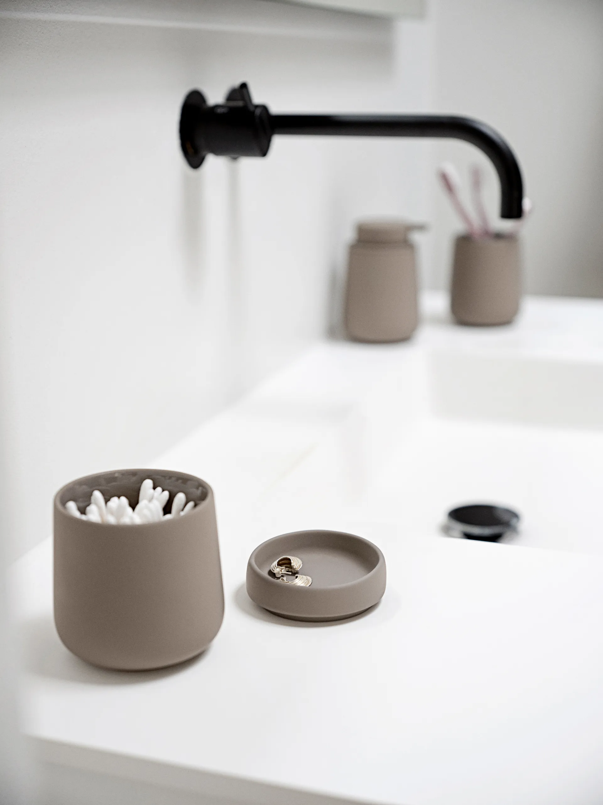 Bote con tapa Nova One 290 ml, Taupe Zone Denmark