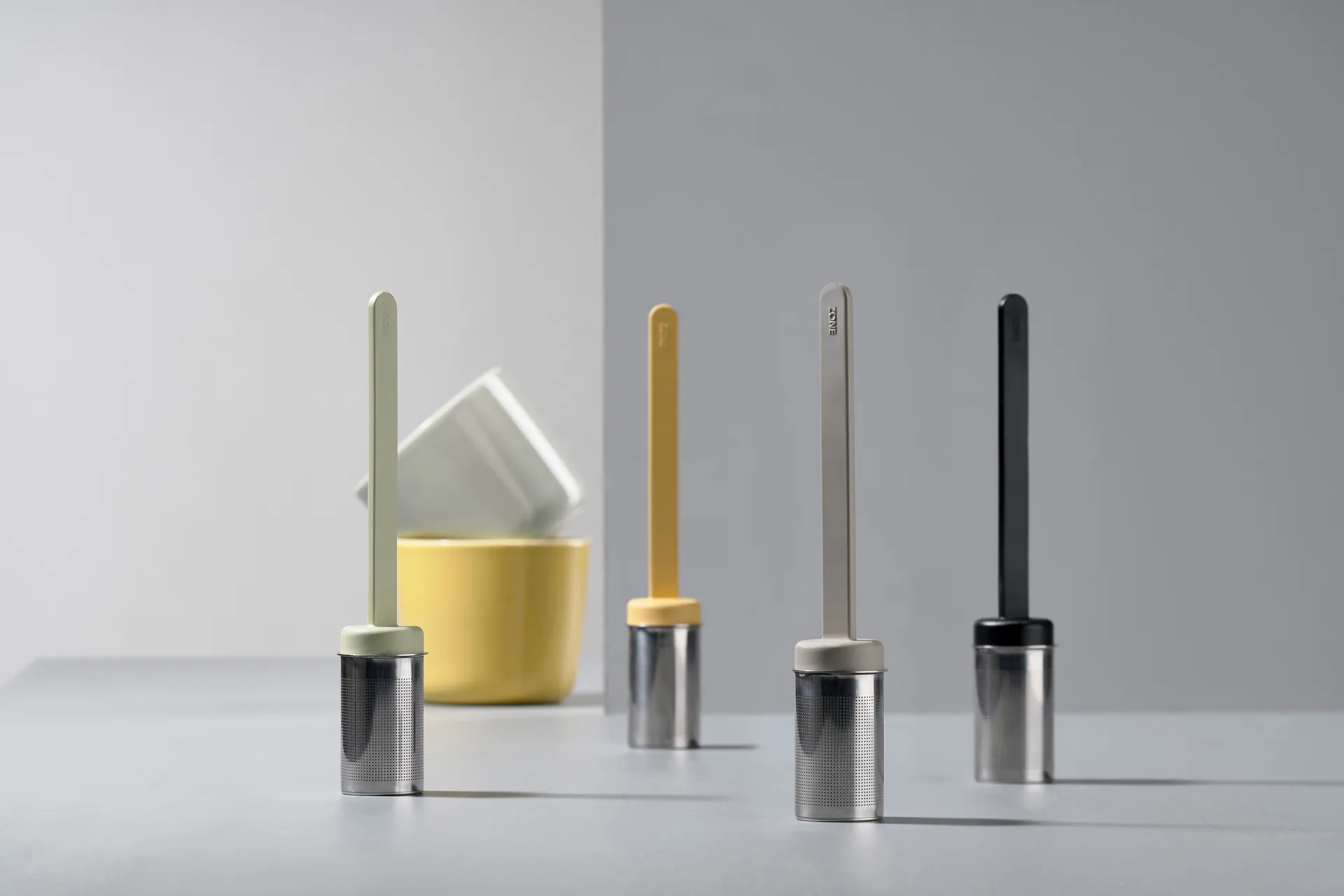 Colador de té Singles 18 cm, acero inoxidable-ABS Zone Denmark