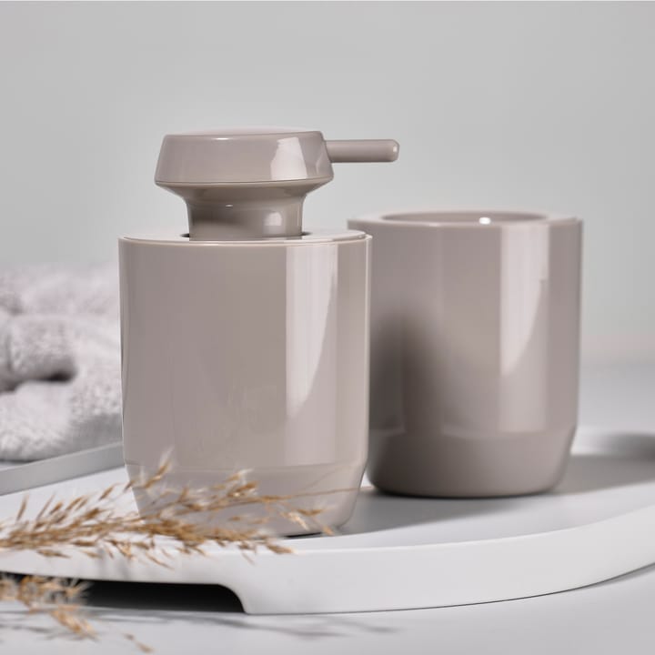 Dispensador de jabón Zone Suii 12,4 cm, Taupe Zone Denmark