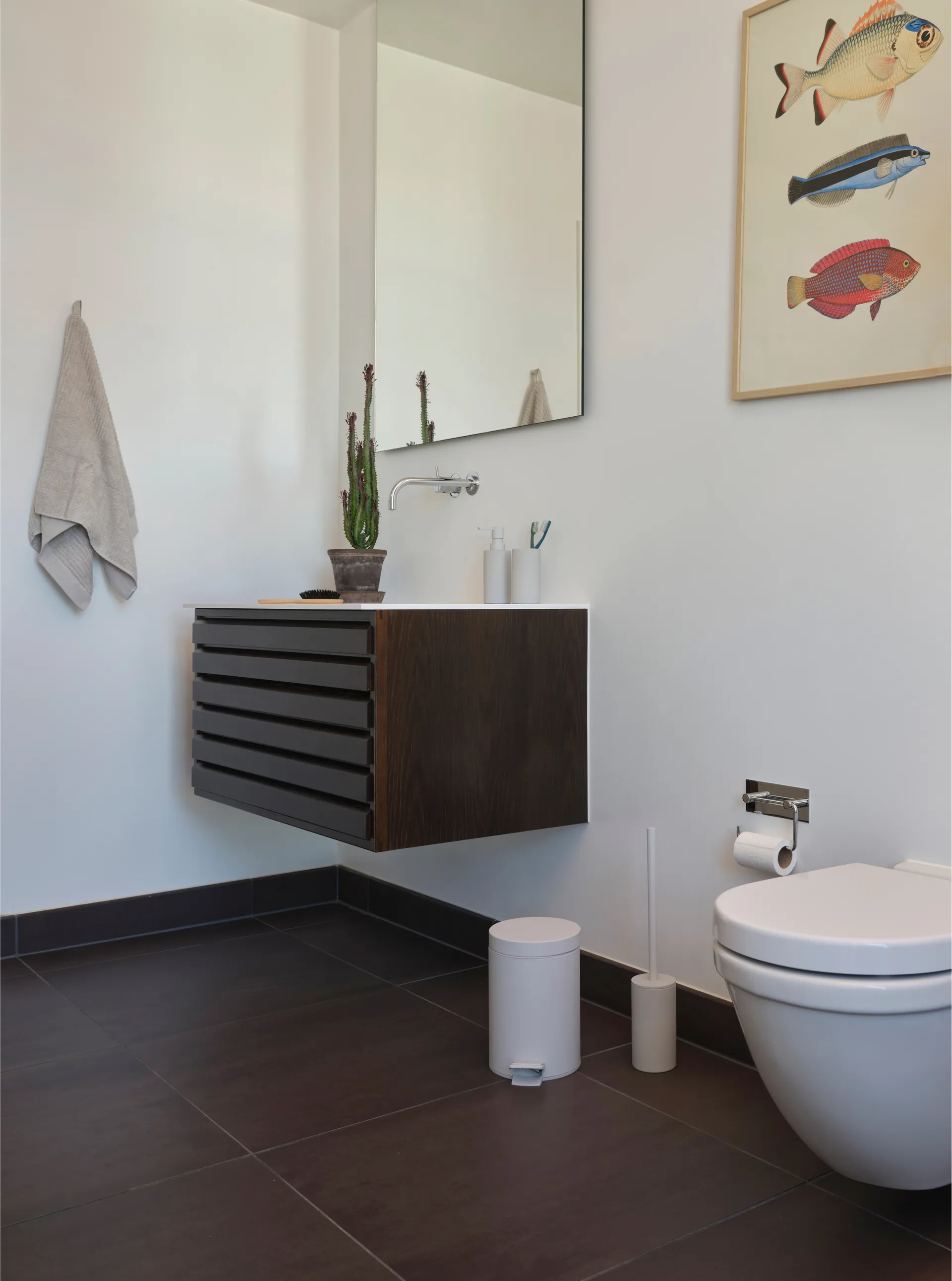 Escobilla de baño Solo, Soft Grey Zone Denmark
